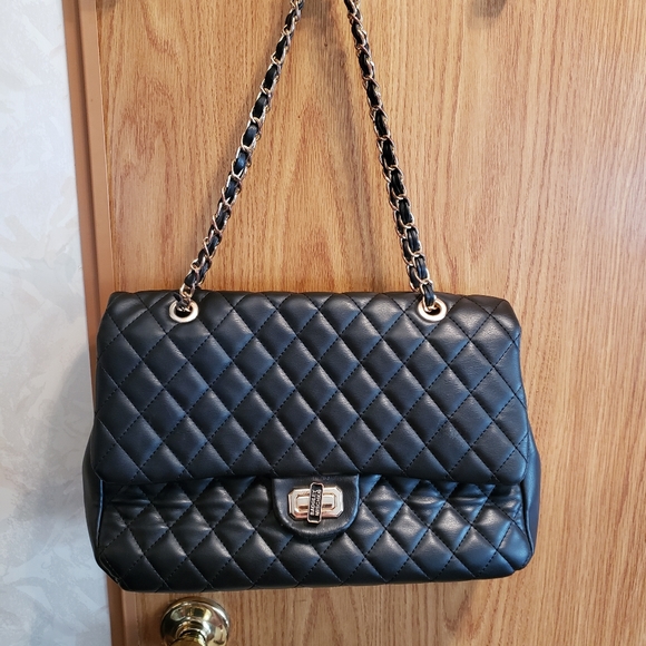 Badgley Mischka Handbags - Badgley Mischka black pillow quilt purse / shoulder bag